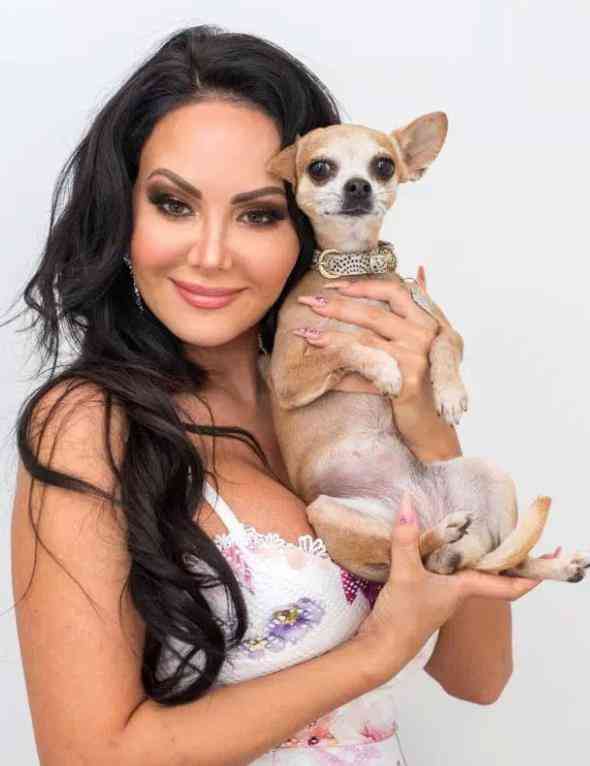 Anasına bənzəməmək üçün 200 əməliyyat keçirdi -  FOTOLAR